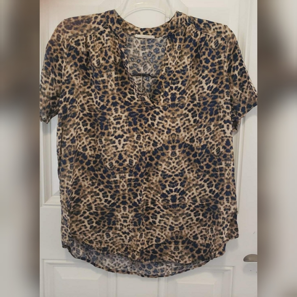 82. Entro Blouse